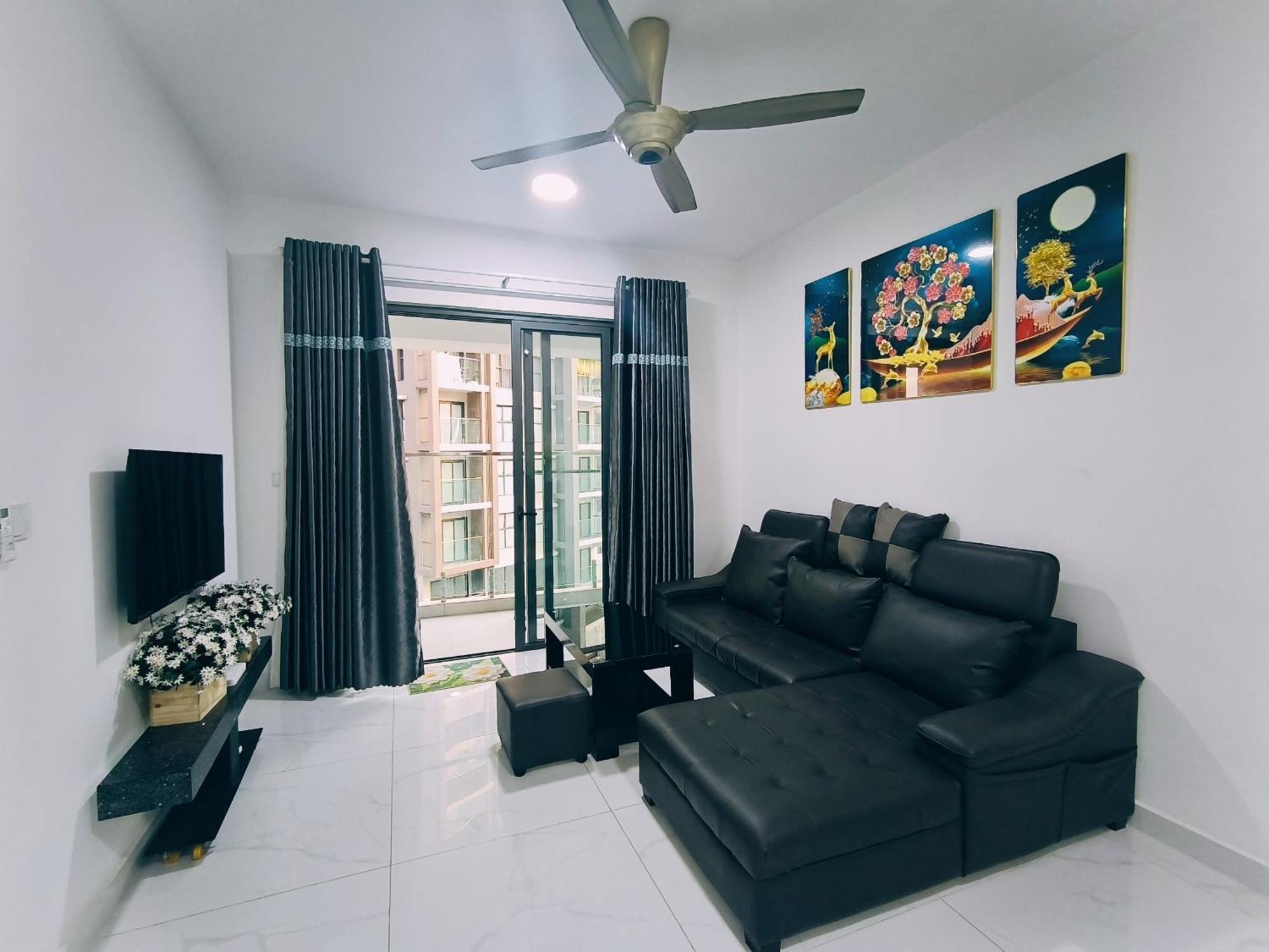 M+ Diamond 3 Bedrooms, Pool, Aircon, Water Heater. Căn hộ TP. Hồ Chí Minh