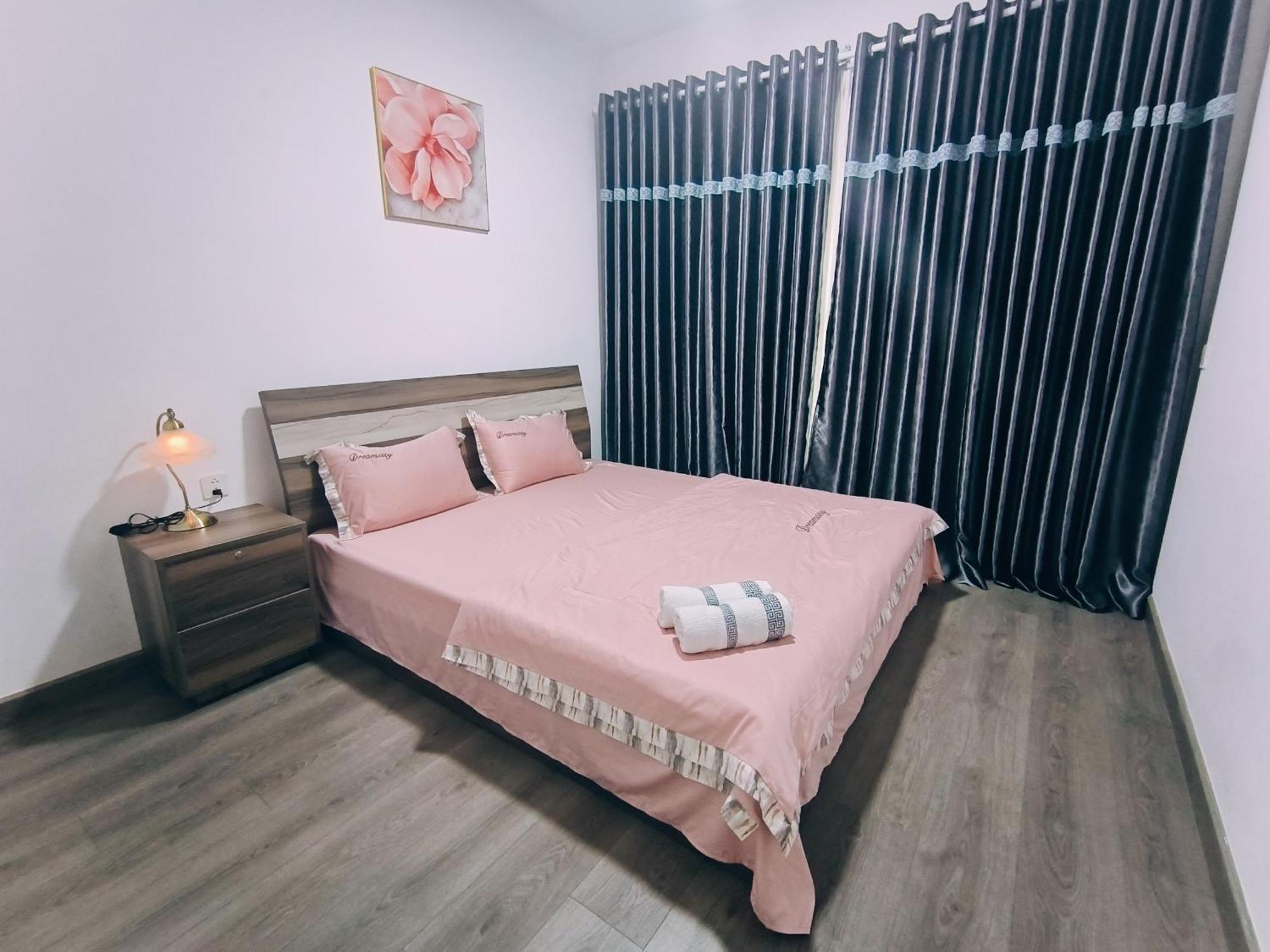 M+ Diamond 3 Bedrooms, Pool, Aircon, Water Heater. Căn hộ